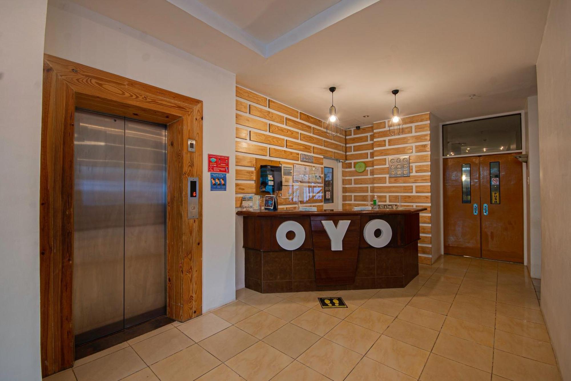 Oyo 210 Apple Tree Suites Cebu Stadt Exterior foto