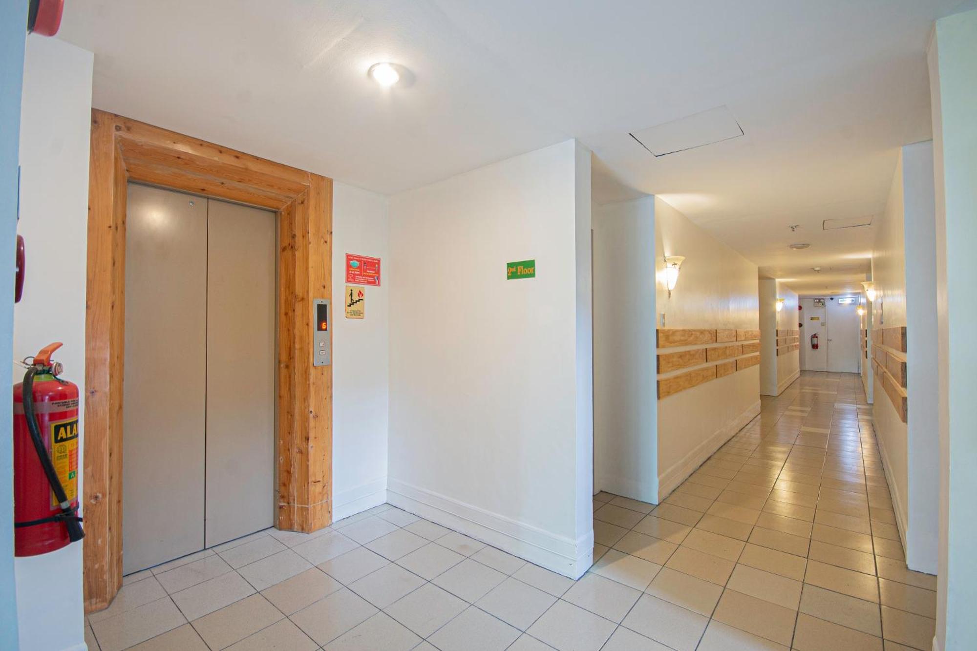 Oyo 210 Apple Tree Suites Cebu Stadt Exterior foto